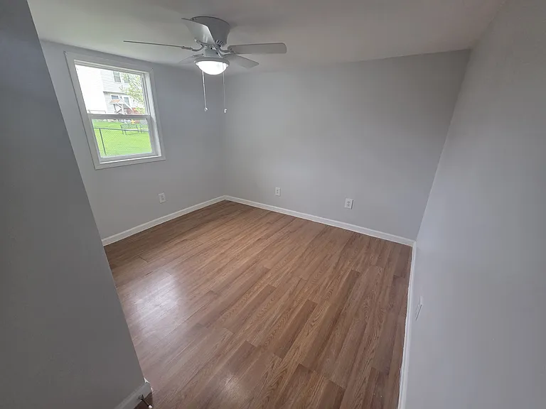 359 Lakeview Ave — Photo 15