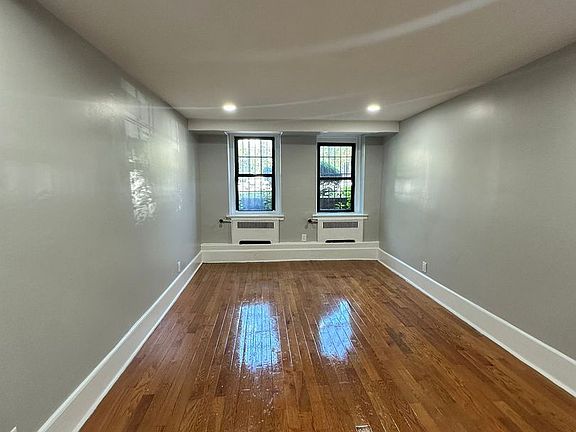 2nd image of 67 Lenox Ave #Bb1