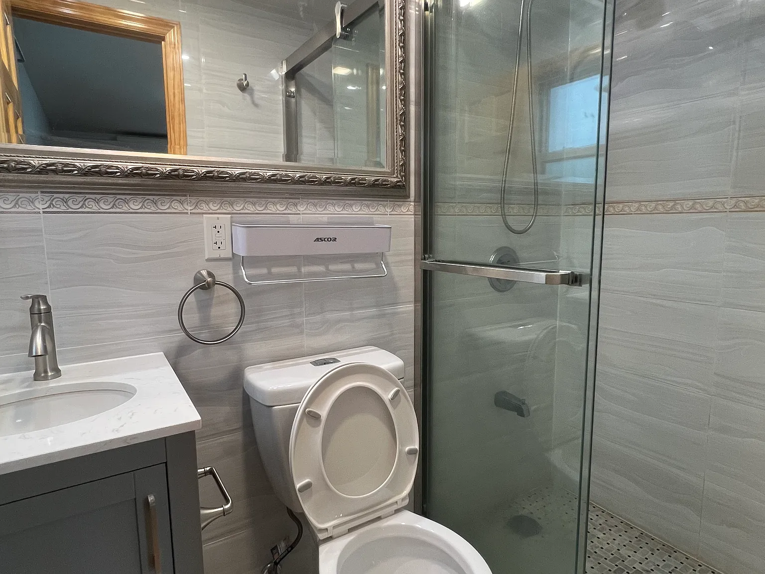 2 bed, $2,700 — Photo 4