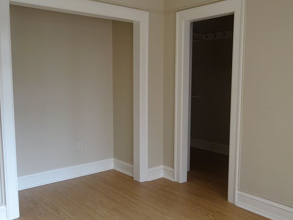 Alcove in Living Area