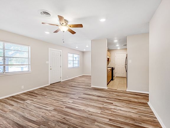 5th image of 1511 Casey Ln