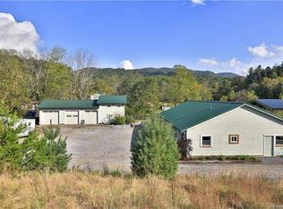 334 Bethany Church Rd, Fairview, NC 28730