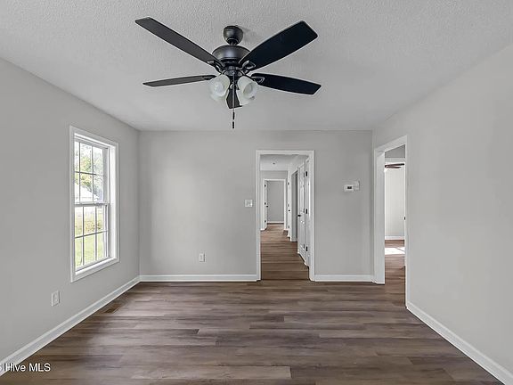5th image of 212 Lawson St