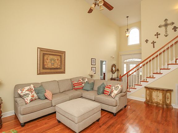 3rd image of 3018 Rincon Ct