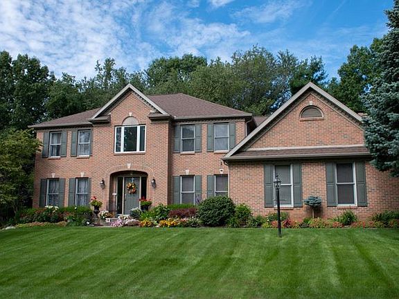 2nd image of 52651 Willow Bend Dr