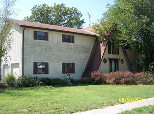 709 W Main St, Sheldon, MO 64784