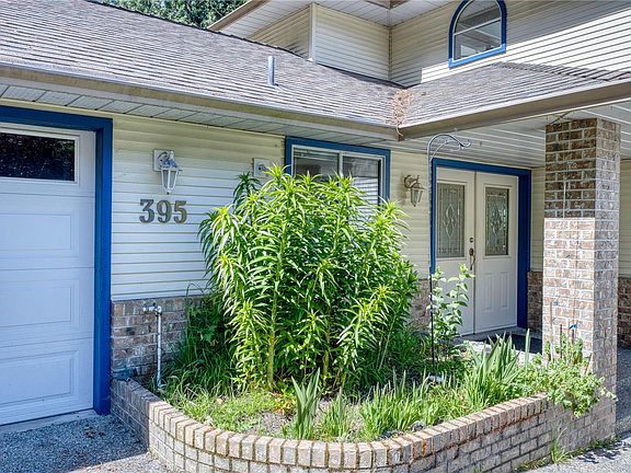 5th image of 395 Woodley Rd