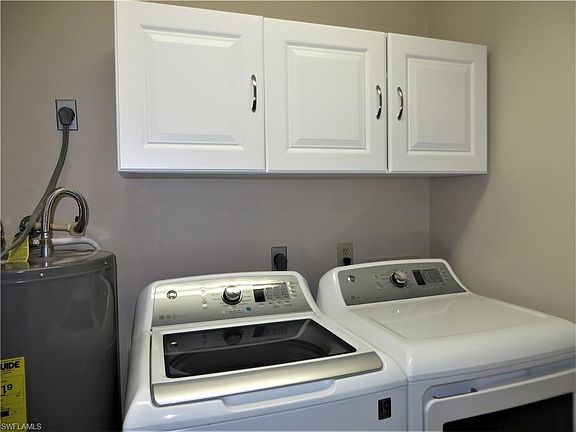 5th image of 123 SW 47th Ter APT 203B