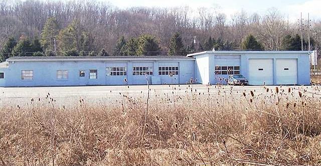 2nd image of 4205 Pulaski Rd