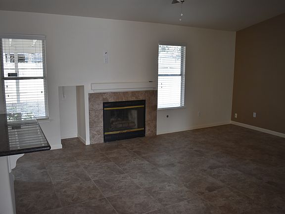 5th image of 4240 E Feemster Ave
