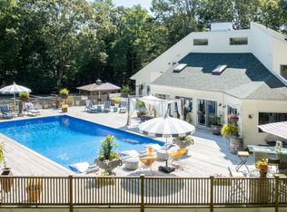 26 Quarter Ct, Westhampton, NY 11977