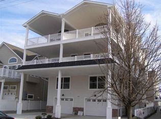 227 44th St #E, Sea Isle City, NJ 08243