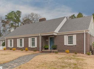 203 E Fairview Ave, Greer, SC 29651