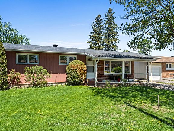 3rd image of 1131 Deer Park Rd