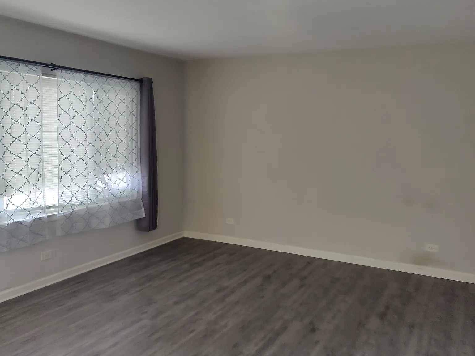 1 bed, 700 sqft, $1,400 — Photo 2