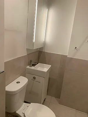 Rented by Delmark Realty LLC | media 10