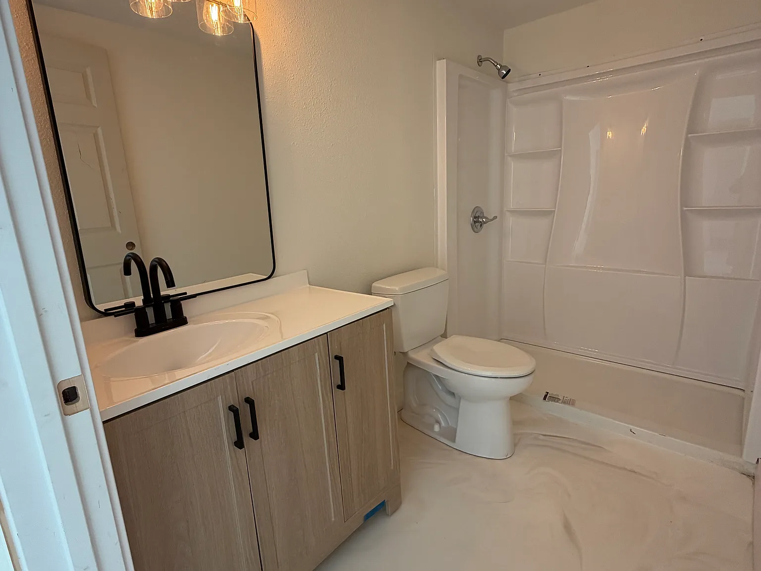 1 bed, 600 sqft, $1,400 — Photo 2