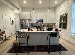 324 S Racine Ave APT 4N, Chicago, IL 60607