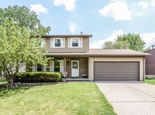 8426 Berkshire Dr, Ypsilanti, MI 48198