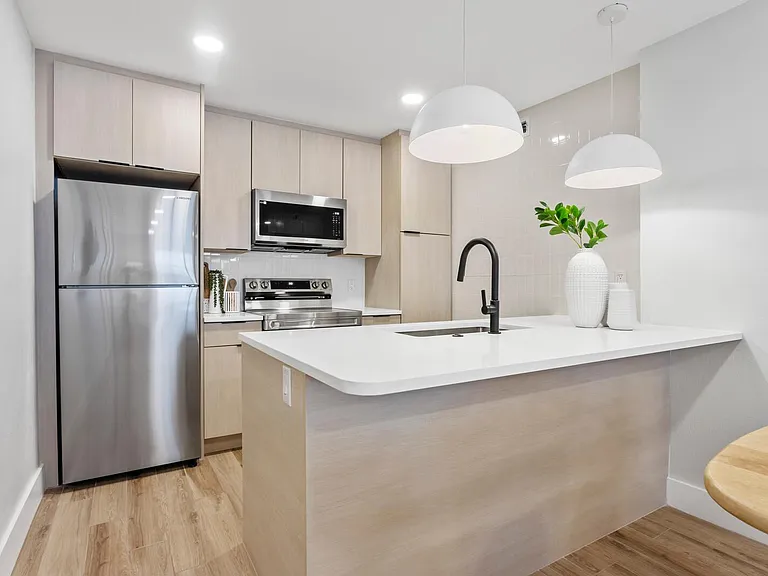 3618 W Lykes Ave #203 — Photo 15