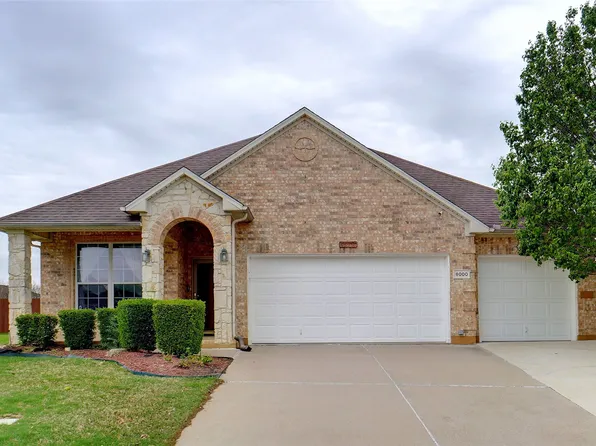 8000 Joshua Tree Ct, Arlington, TX 76002