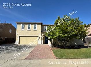 2705 Keats Ave, Clovis, CA