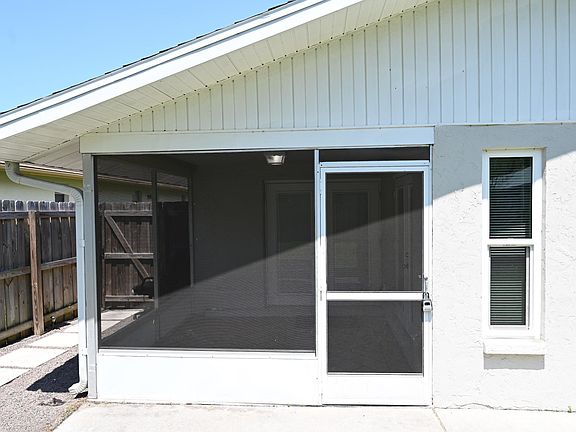 2nd image of 1922 Marcia St
