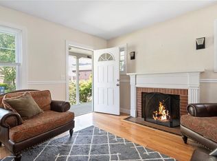 1086 Smith St FLOOR 1, Providence, RI 02908