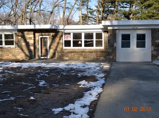 717 Martens Ln, Springfield, PA 19064