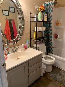 2314 E 39th St, Des Moines, IA, 50317