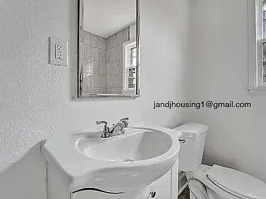 2673 Enterprise Ave — Photo 16
