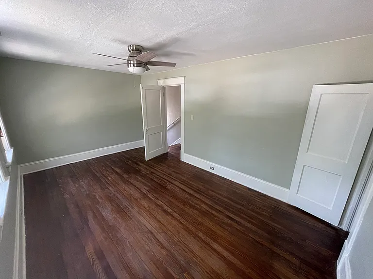 1206 Floyd Ave SW — Photo 3
