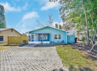 715 1st Ave NE, Largo, FL 33770