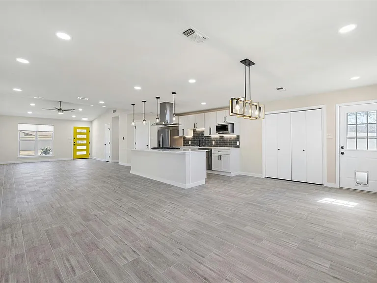 1400 Bellmar Dr — Photo 14