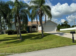 330 Godfrey Rd SE, Palm Bay, FL 32909