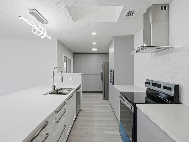 1434 Santa Anita Dr — Photo 14