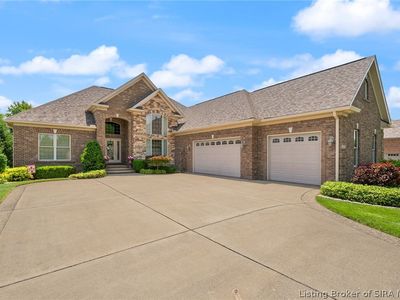 1016 Caiman Court, Sellersburg, IN, 47172