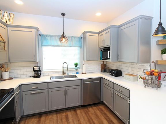 4th image of 2177 NW Kip Ln
