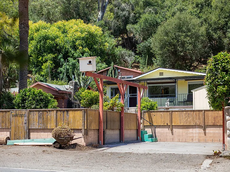 8111 Santa Ana Rd — Photo 30