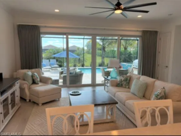 11555 Jacaranda DR, NAPLES, FL 34120