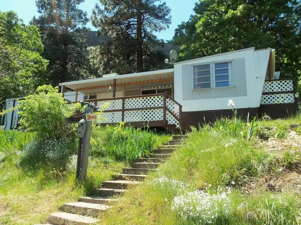 4585 Basalt St W, The Dalles, OR 97058