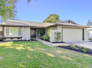 8516 Birch Crest Ct, Elk Grove, CA 95624