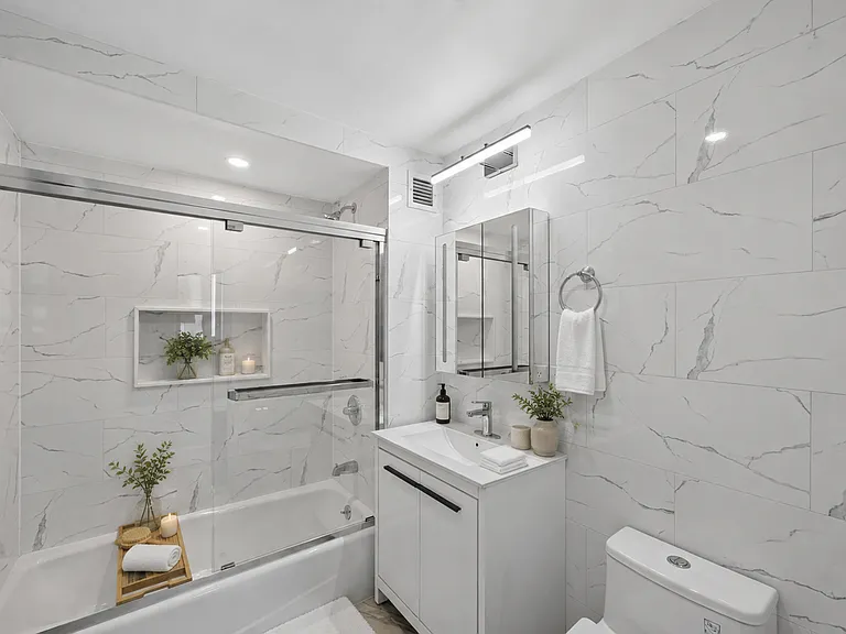 41-34 45th St #101 — Photo 4