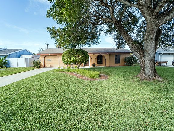 2nd image of 3753 Coelebs Avenue