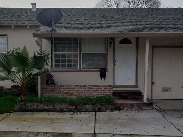 2225 Fernley Ave, Sacramento, CA 95815