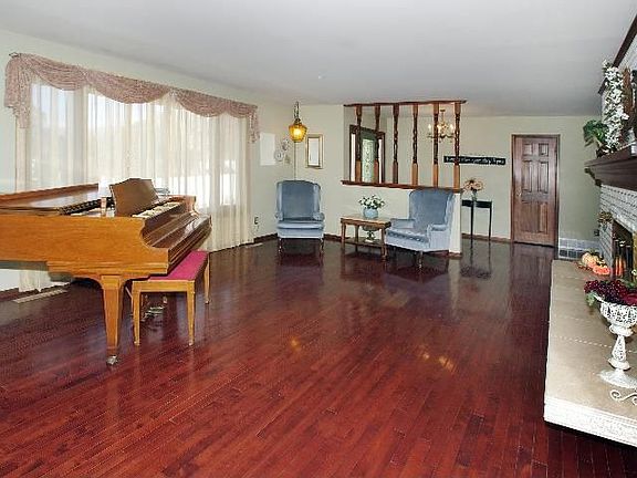 Formal Living/Dining