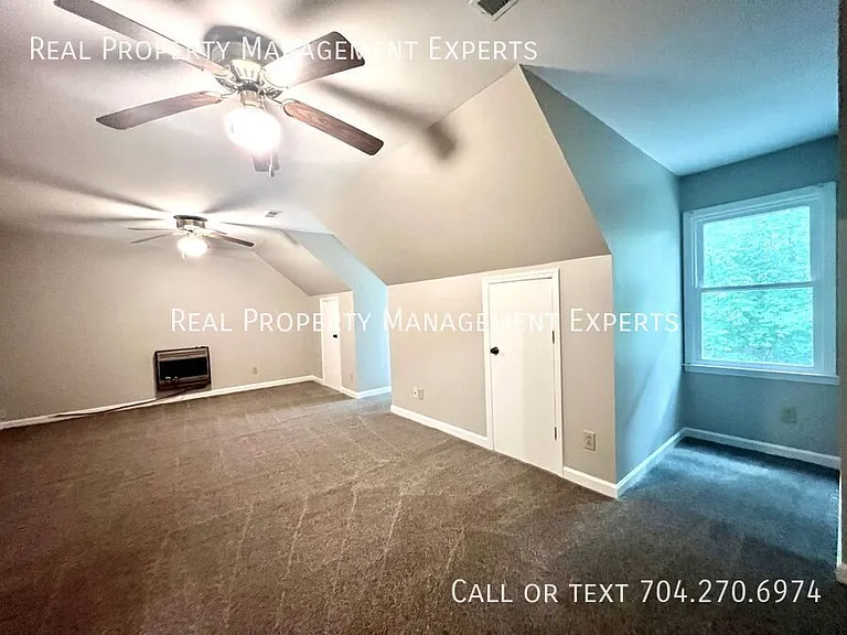 9024 Highland Creek Pkwy — Photo 9