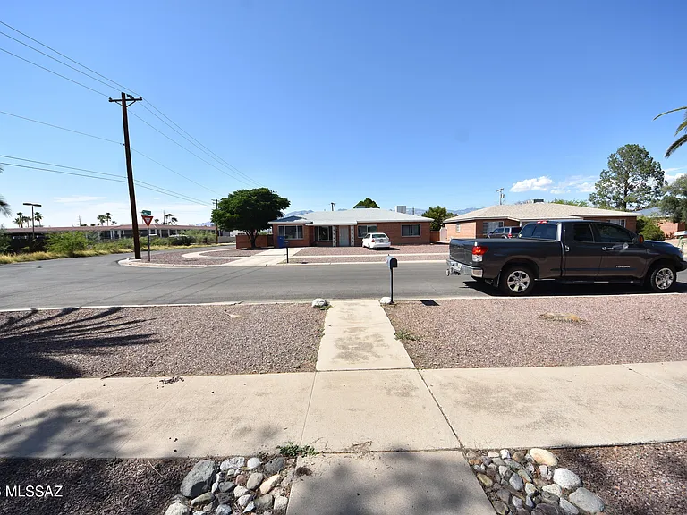 6502 E Cooper St — Photo 4