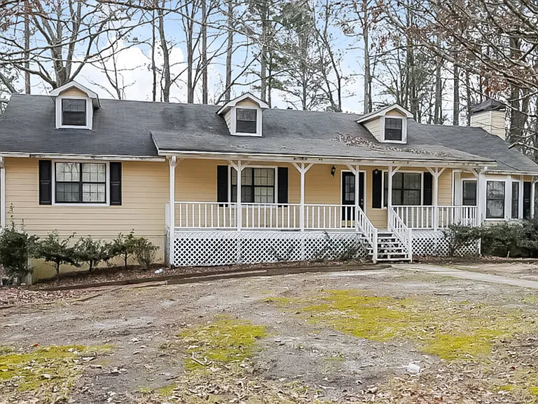 1767 Annette Ct — Photo 1