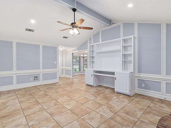 5th image of 2143 Oriole Dr